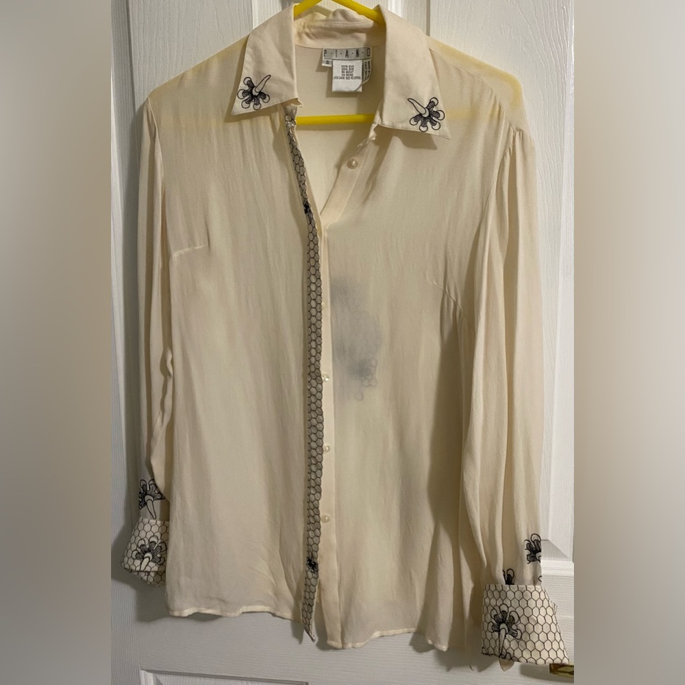 PIANO…WOMENS SILK BLOUSE
Elegant Cream with Black Embroidery
